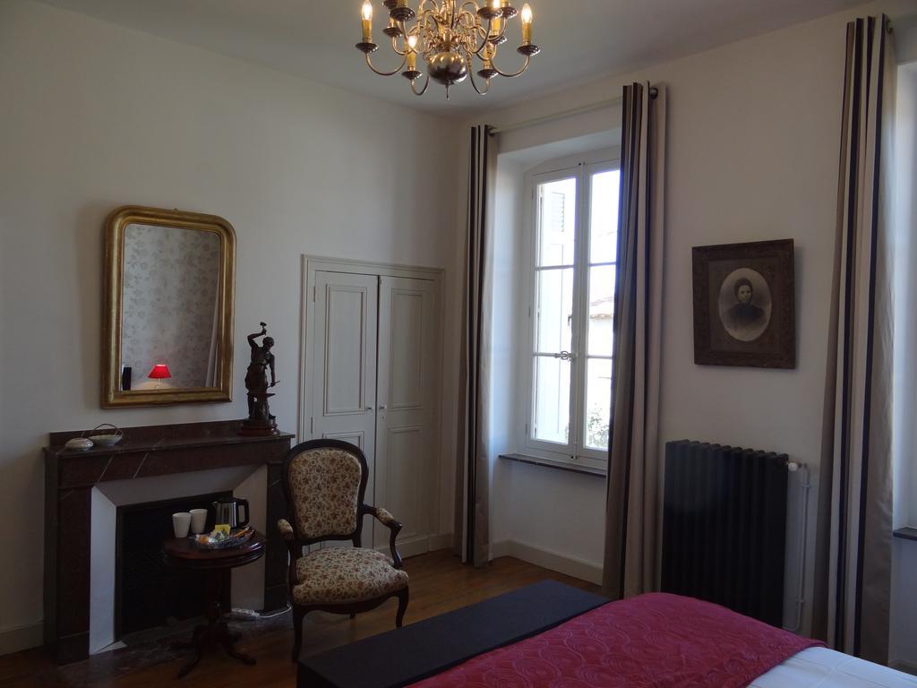 Bed & Breakfast L'Orangerie Carcassonne Rum bild