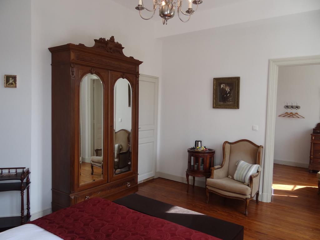 Bed & Breakfast L'Orangerie Carcassonne Rum bild